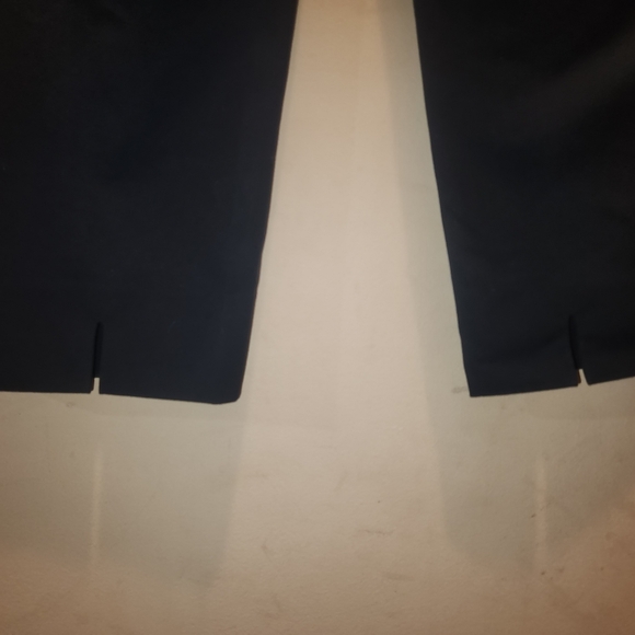 Audrey Capris by Piazza Sempione, 42, size 6, Navy Blue, Cropped Pants - Picture 2 of 7